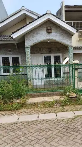 Rumah 2 Lantai Tangsel Tanah Luas Jalan Lebar 3 Menit ke Tol Pamulang