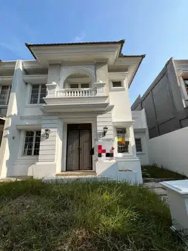 Dijual rumah cluster greenwood elysium residence lippo cikarang