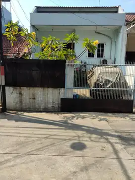 Rumah luas 6x15 90m 1+1KT Hibrida Kelapa Gading Jakarta Utara