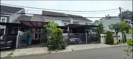 Rumah 180m² 1lantai lokasi strategis di Griyaloka
