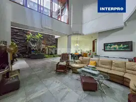 Rumah 2 Lantai Dijual Jl Surya Barat Sunrise Garden LT 329m2