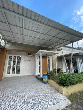 Rumah Mewah 2 Lantai Di dlm Cluster Mangunharjo Tembalang Istimewa