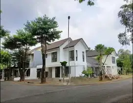 Rumah hoek siap huni lokasi strategis dekat Aeon Mall Bsd