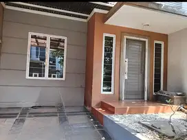 Jual Rumah 2 lantai siap huni hadap utara di Gading Nirwana