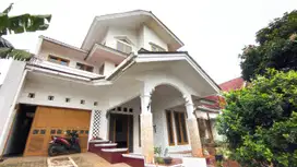 Dijual rumah luas 2 lantai Cinere Depok