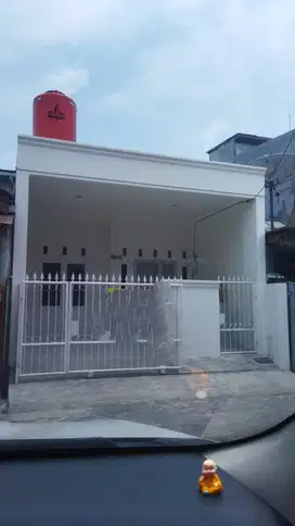 Jual rumah murah siap pakai diporis Cipondoh