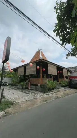 Tanah Murah bonus Joglo cocok buat Kafe,Sltan Kampus UMY dkt lapangan