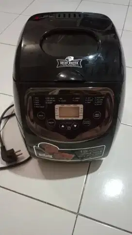 Bread Maker Pembuat Roti Praktis Bisa Bebas Pengawet untuk Keluarga