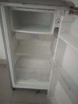 Kulkas sanyo 1 Pintu