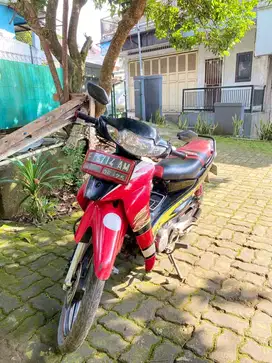 Dijual Motor Suzuki Smash 2005