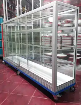 Di Jual Etalase 2M Kaca Full 5MM || Pakai Roda Besar & Siku Besi