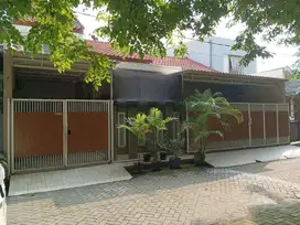 Dijual Rumah  Asri Mewah Siap Huni  2Lantai Pondok Chandra  Waru
