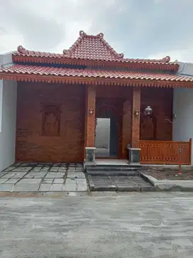 Rumah Joglo Modern, Lokasi Strategis Dekat Bandara Solo