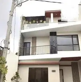 Dijual Rumah Lantai 3 De Azra Residence Jati Asih Bekasi