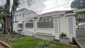 Di sewakan rumah siap pakai bisa utk kantor di tirtayasa jaksel
