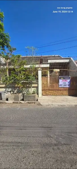 Tambaksari.Karang Asem. Surabaya. Rumah bentuk gudang