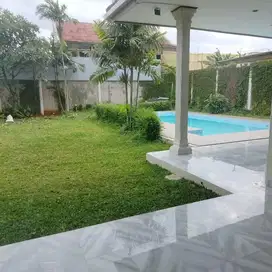 Rumah Premium Ada Kolam Renang di Cipete Jak Sel