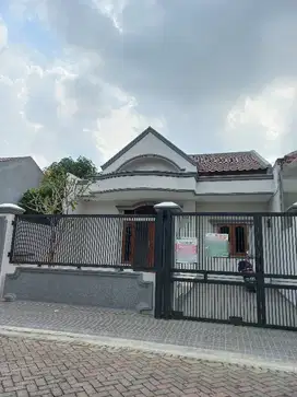 Dijual Rumah Bagus Rapih dekat bandara Soeta