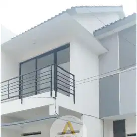 dijual rumah 2 lantai minimalis padasuka pusat kota cimahi