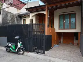 Rumah Murah tengah kota di Turangga Bkr Buah Batu dkt Trans Studio