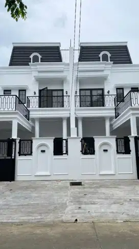 rumah mewah komplek cipadu dekat Pesanggrahan  jakarta Selatan