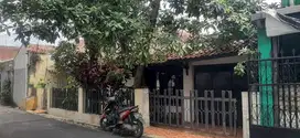 Rumah jual sebagian Belakang Metro Margahayu raya