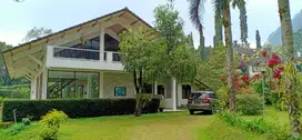 1085. Dijual Segera Villa di Trawas, Kemloko Mojokerto Jawa Timur