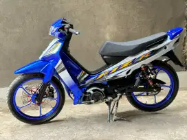 Yamaha F1zR biru 2004