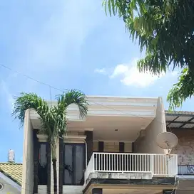 disewakan rumah 2 lantai minimalis dekat pakuwon mall