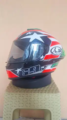 Dijual Helem Motif Arai Niky Hayden Like New