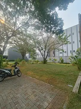 Kavling siap bangun hoek taman, selatan barat di Foresta