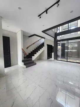 Dijual Rumah Di Gading serpong Sektor 7a 1 unit Rumah Baru hook