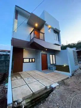 Rumah 2 lantai siap huni tanpa DP.ede