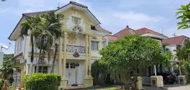 DIJUAL RUMAH VIRGINIA REGENCY PAKUWON CITY SURABAYA RON.A001