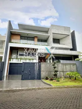 Rumah Imperial Golf Model Kekinian Service Area Terpisah