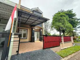 HUNIAN DIJUAL 2 LANTAI MEWAH DI PERUMAHAN NIRWANA GOLDEN PARK CIBINONG