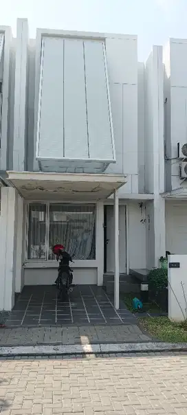 Rumah minimalia modern di Tabebuya BSD (AT)