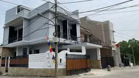 Rumah 2 lantai siap huni Cendana Residence Pamulang ( Lak)