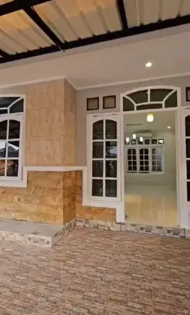 Rumah full renov NusaLoka BSD (Hen)
