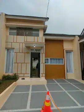 DIJUAL RUMAH BARU DI BELAKANG MALL THE PARK HARGA TERMURAH 600 JUTAAN