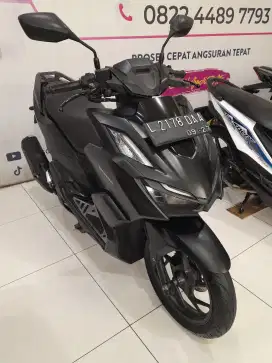 HONDA VARIO 160 2022 HITAM
