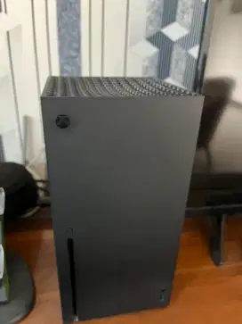 Xbox series x 1TB sangat mulus kondisi seperti baru banyak bonus