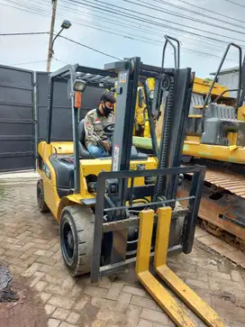 Jual Forklift 3 ton Caterpillar