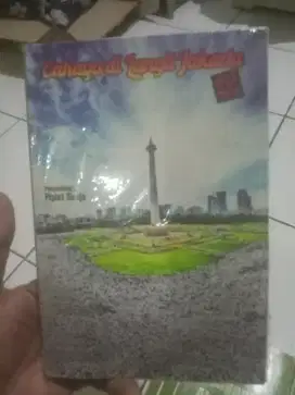 BUKU CAHAYA DILANGIT JAKARTA