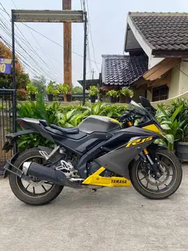 dijual cepat Yamaha R15 V3