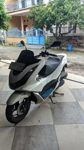 Honda Pcx 2023 Putih cbs
