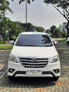 TOYOTA KIJANG INNOVA 2.0 G AT 2015 PUTIH