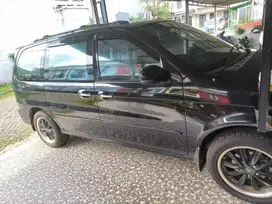 Kia Carnival 2000 Bensin