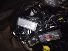 Adaptor laptop berbagai merk