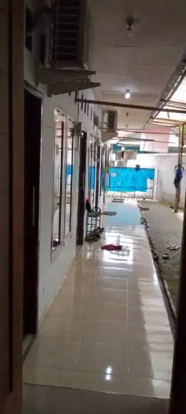 Kontrakan, Bpk.Subandriyono